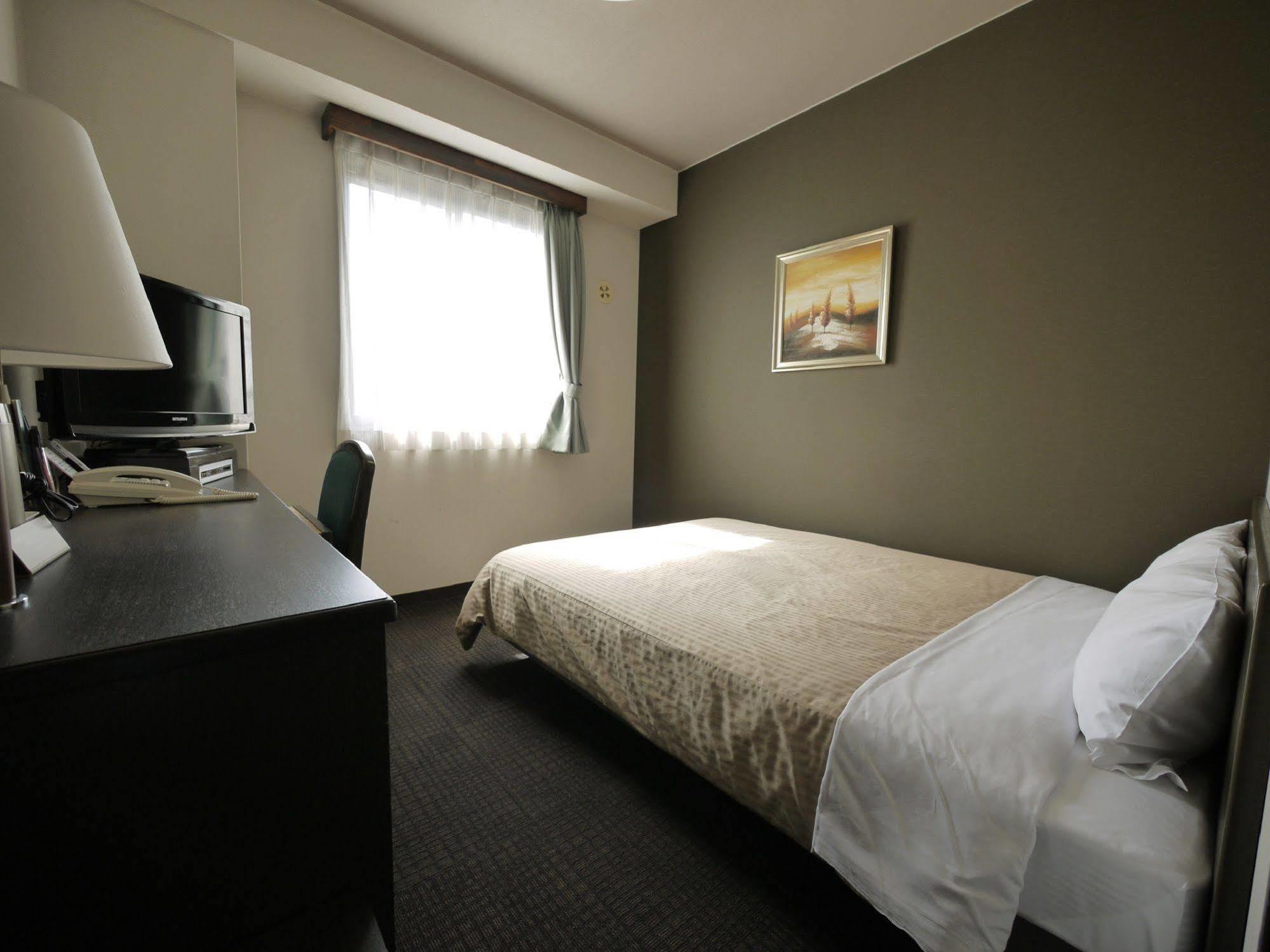 Hotel Route-Inn Nakano Exterior photo